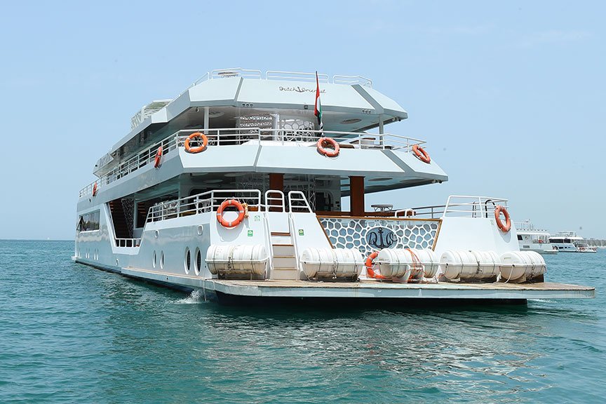 Yacht Rental