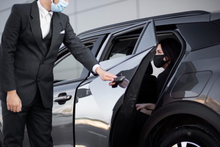 Why a Limo Service is the Best Choice for Your Bachelor Party